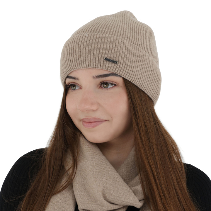 Woman's autumn winter hat, beige, with merino wool and cashmere, Sindra