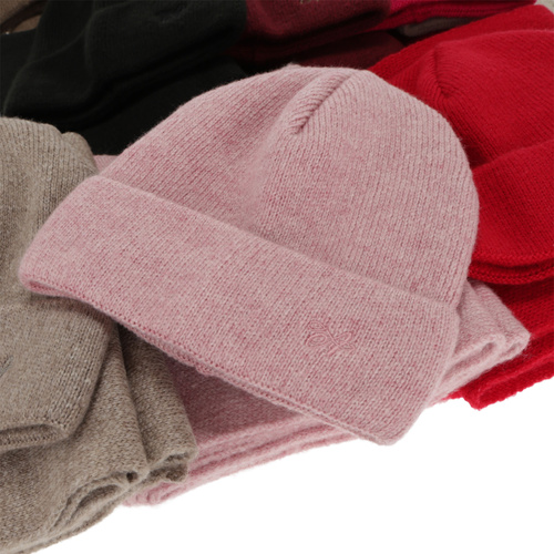 Woman's winter set: hat and scarf, black, Rava