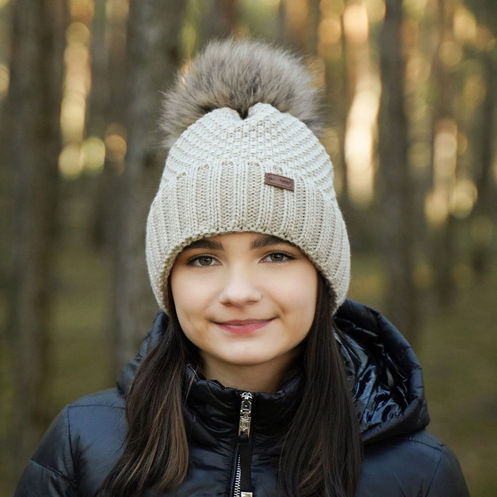 Girl's winter hat beige Pola with pompom