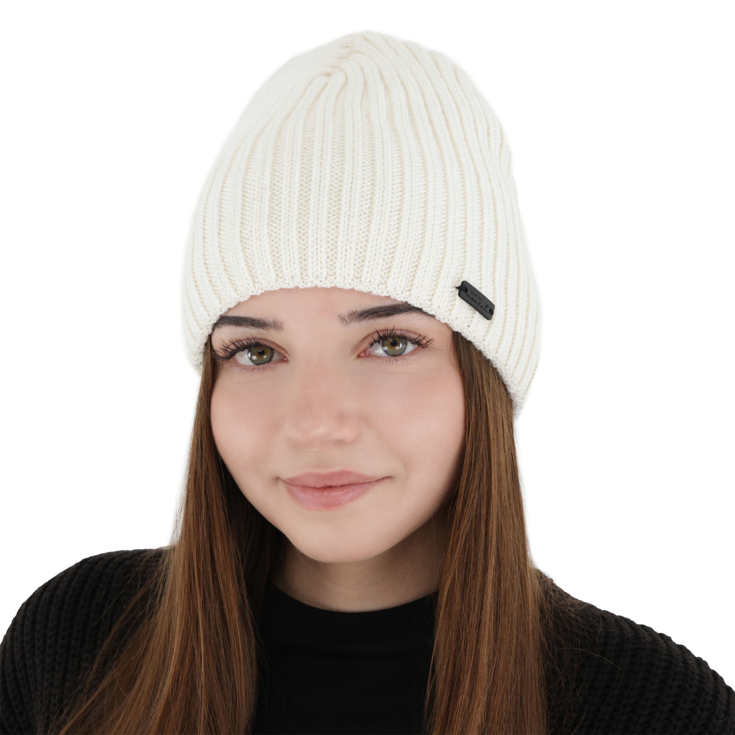 Woman's winter hat, cream, with merino wool, Soletta