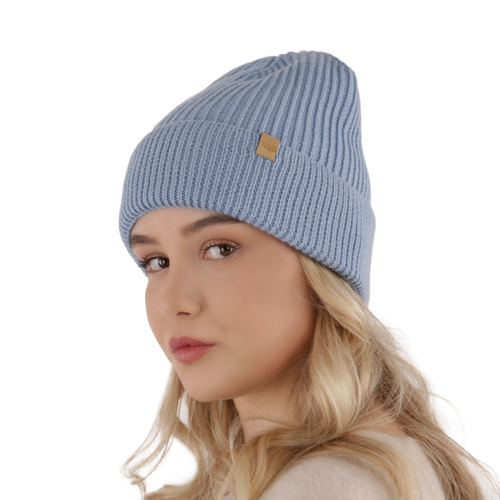 Woman's winter hat beige Isla 100% extra fine merino wool