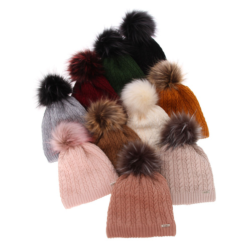 Woman's winter hat black merino wool Satina