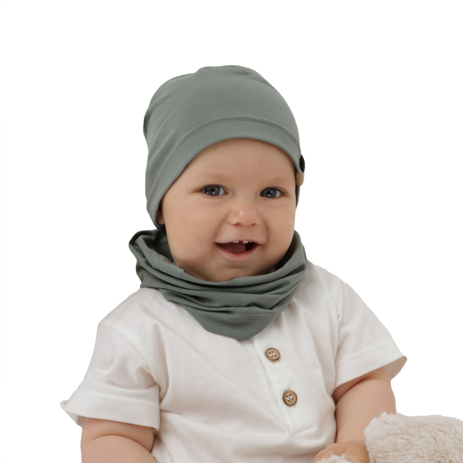 Boy's spring/ autumn set: hat and tube scarf black Griffin