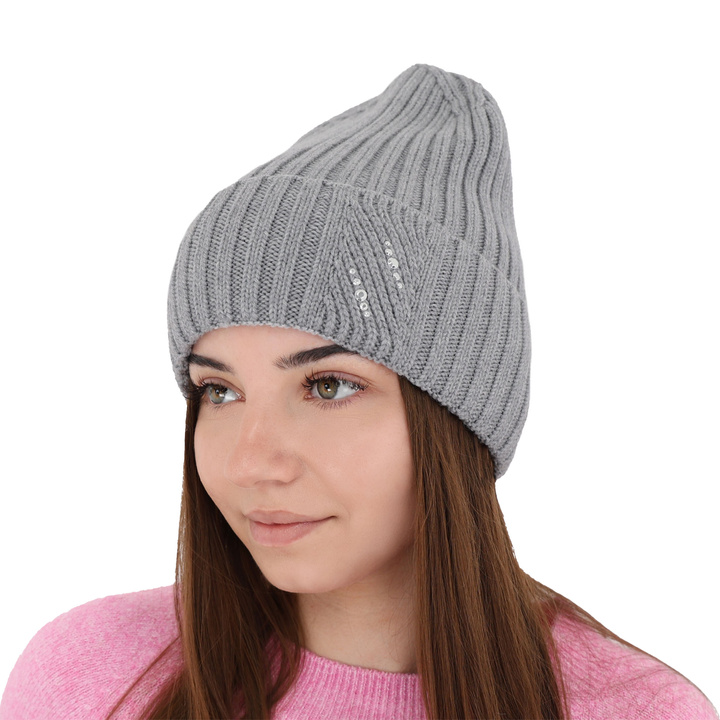 Woman's winter hat black Ariga 100% extra fine merino wool