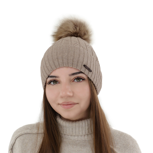 Woman's winter hat in pink merino wool Talaria