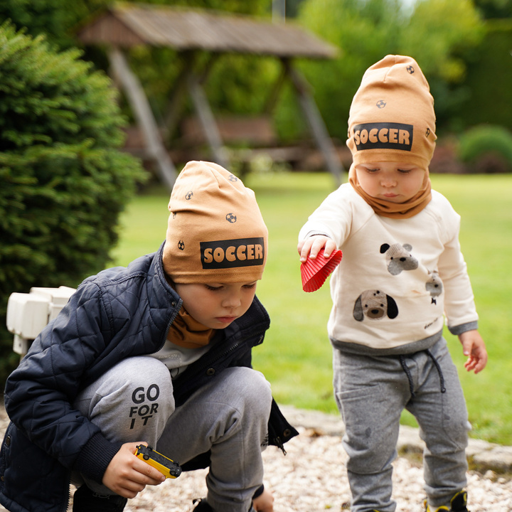 Children's autumn/ spring set: hat and tube scarf orange Soccer