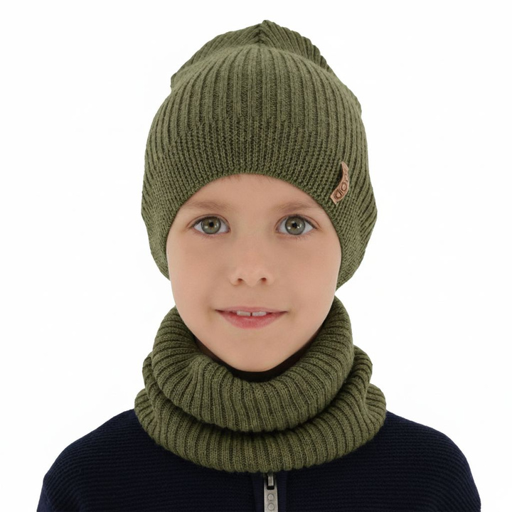 Boy's spring/ autumn set: hat and tube scarf khaki 100% extra finemerino wool Chester