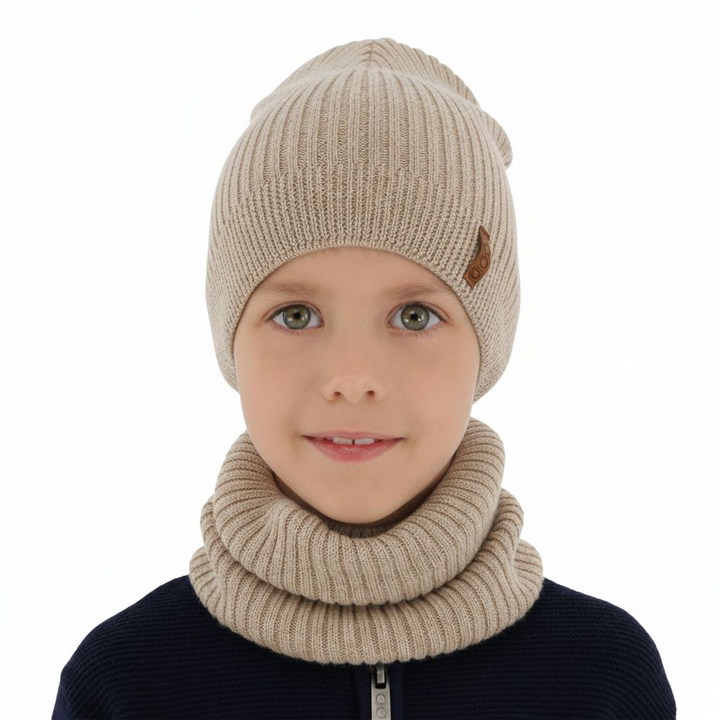 Boy's spring/ autumn set: hat and tube scarf beige 100% extra finemerino wool Chester