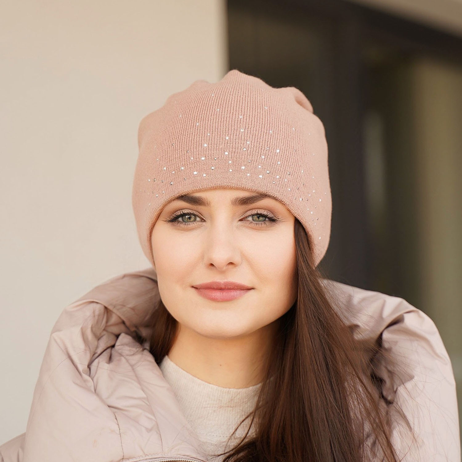 Woman's winter hat pink merino wool Minerwa