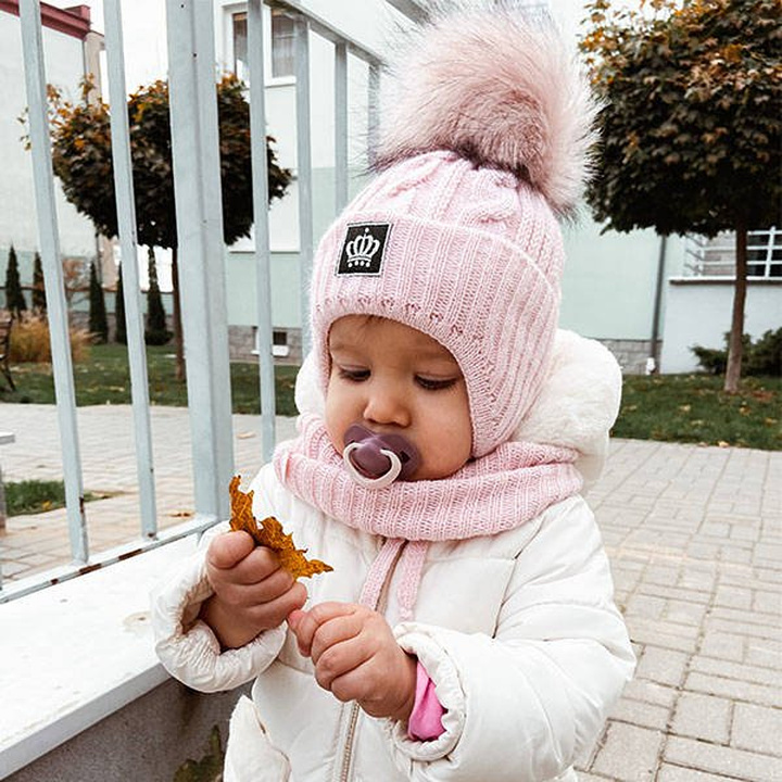 Girl's winter set: hat and tube scarf ecru Tigra with pompom