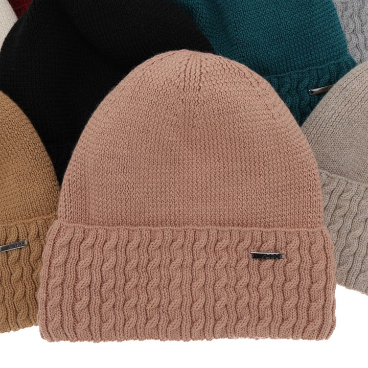 Woman's winter hat beige merino wool Febe