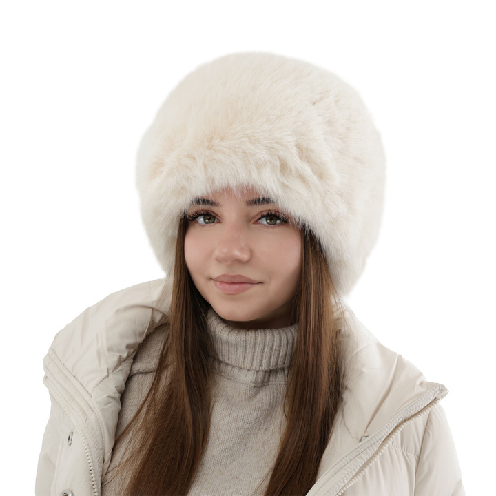 Woman's winter hat ecru lined with wool fleece Holly