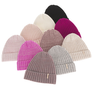 Woman's winter hat pink merino wool Missi