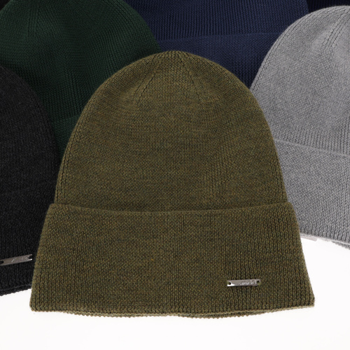 Men's spring and winter hat green 100% extra fine merino wool Memfis
