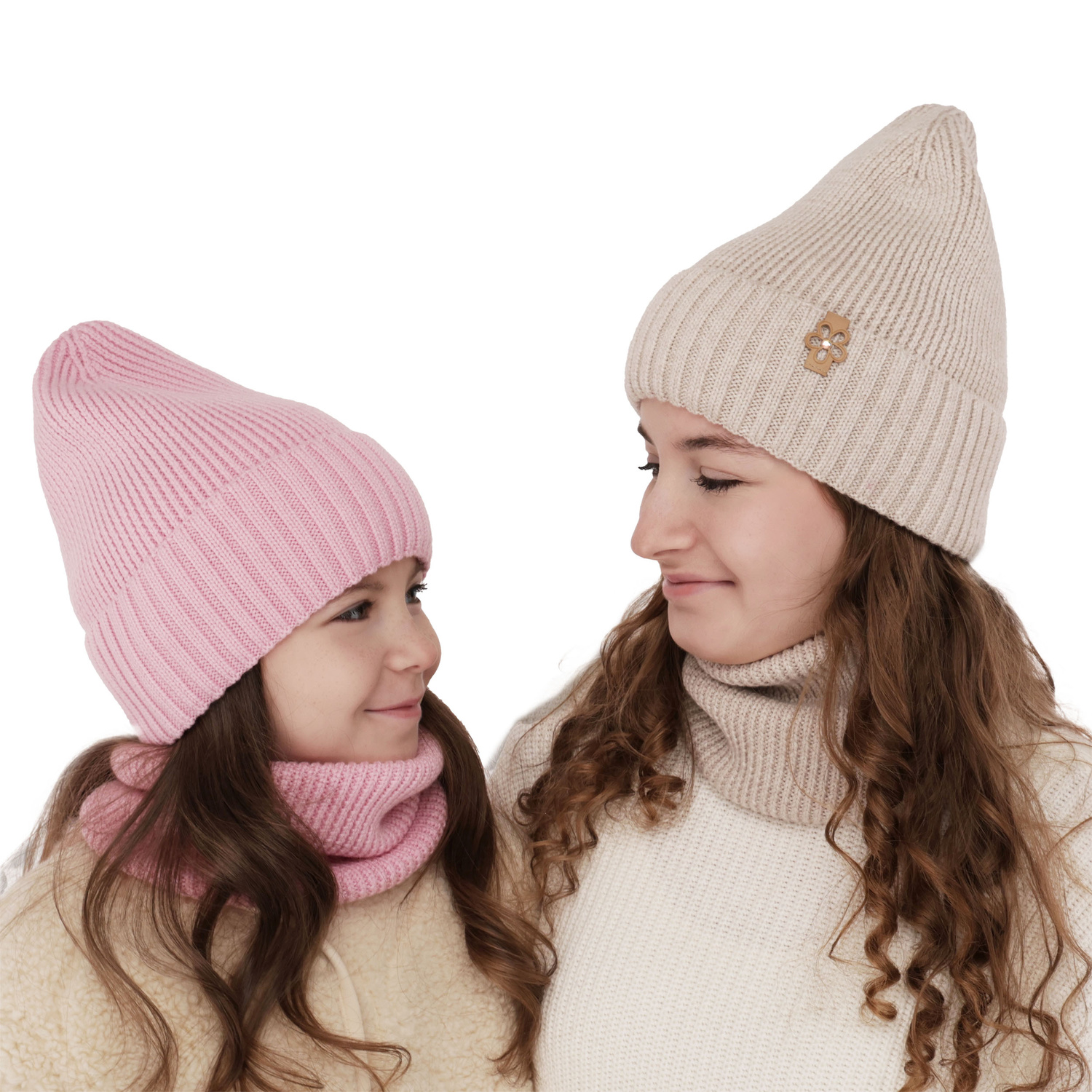 Girl's winter set: hat and tube scarf amaranth 100% extra finemerino wool Nelita
