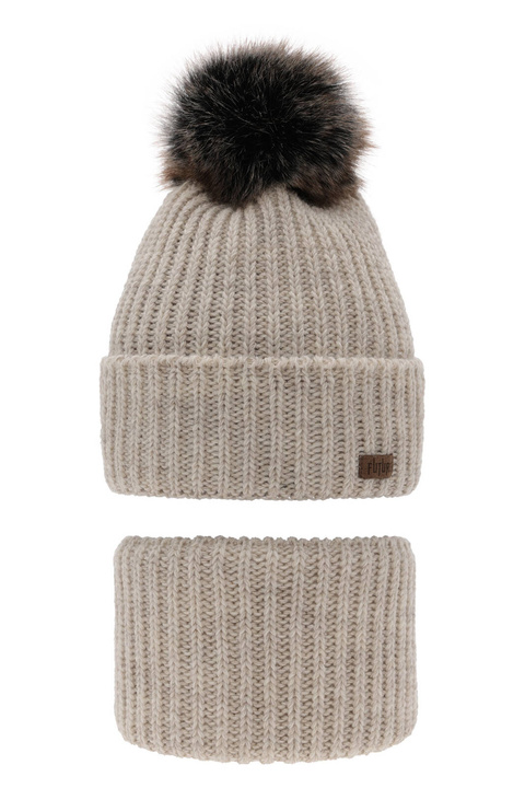 Boy's winter set: hat and tube scarf beige with pompom Wonder
