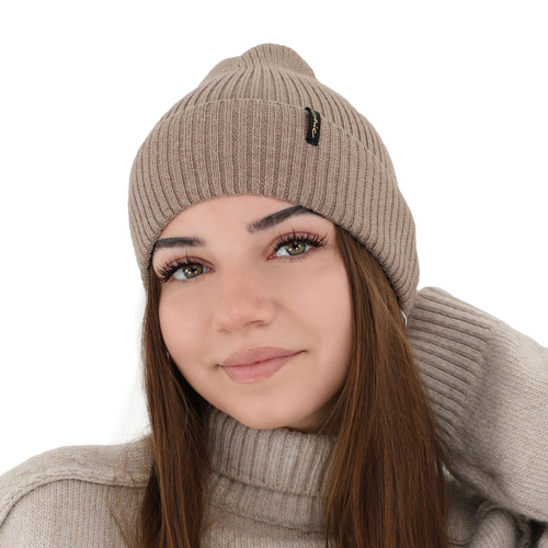 Woman's winter hat beige Megan 100% extra fine merino wool