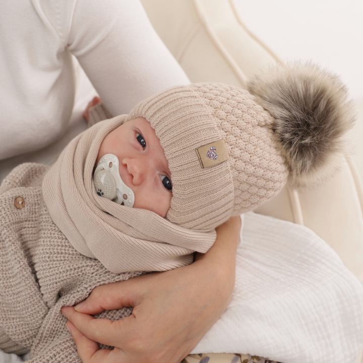 Girls winter set hat and scarf ecru with pompom Bianca