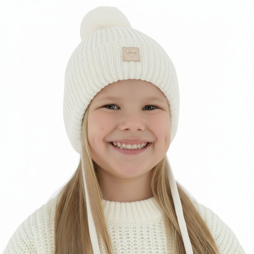 Girls' winter hat white 100% extra fine merino wool, lined with wool fleece Hakkari