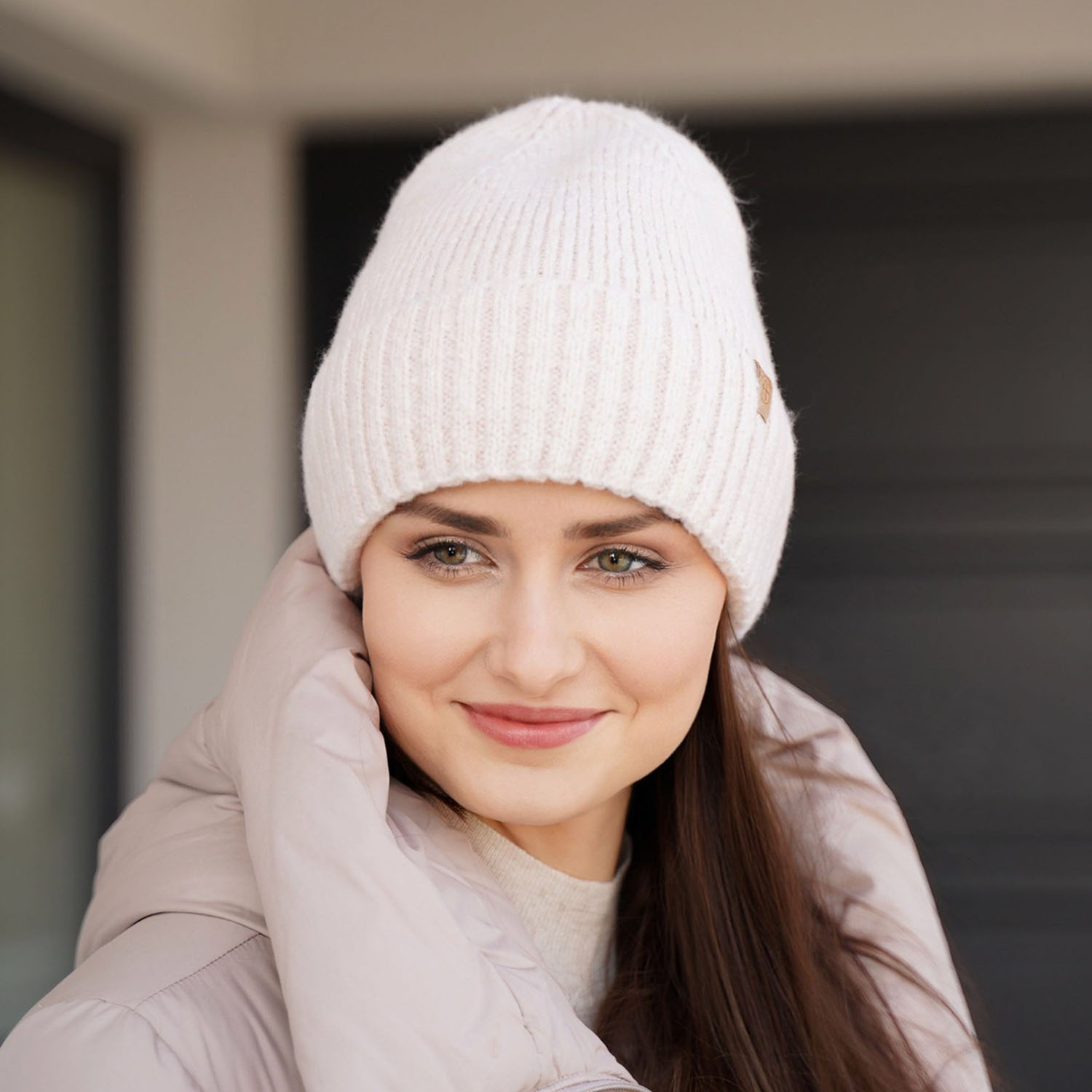 Woman's winter hat - brown merino wool Alvara