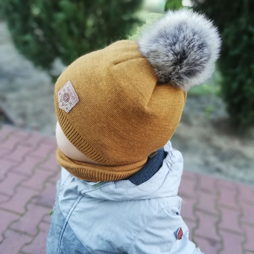 Boy's winter set: hat and tube scarf red Apolin with pompom