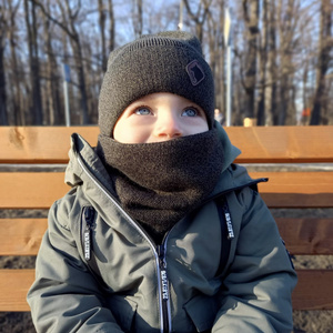Boy's hat with tube Boris