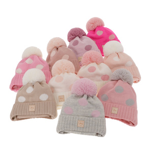 Girl's winter set: hat and scarf ecru with pompom Agostina