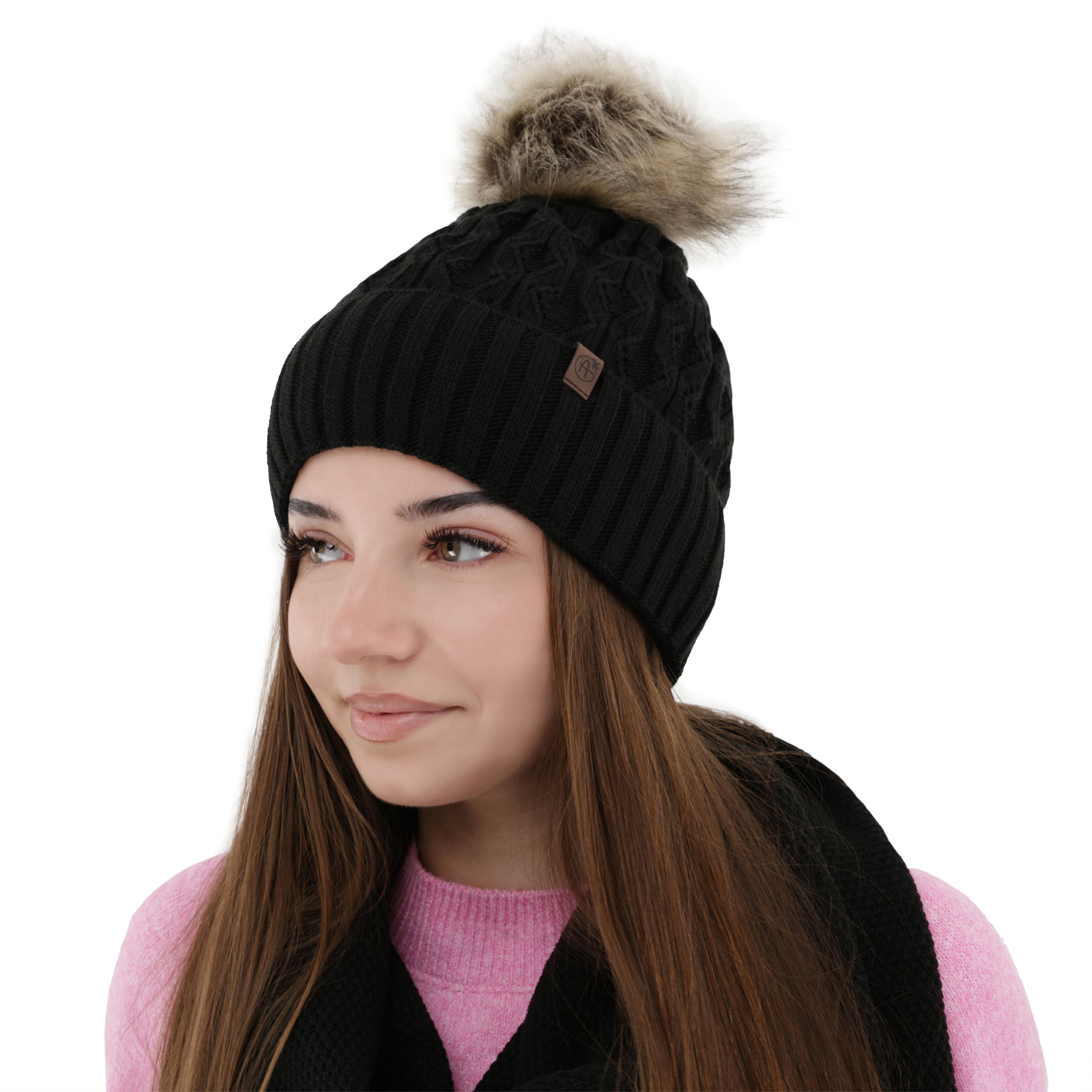 Woman's winter hat black Katty with pompom