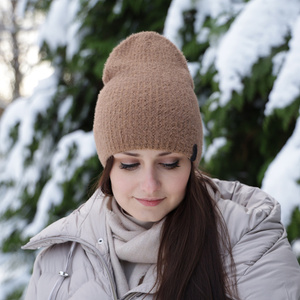 Woman's winter hat pink Frances