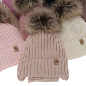Girl's winter set: hat and tube scarf ecru with pompom Louisa