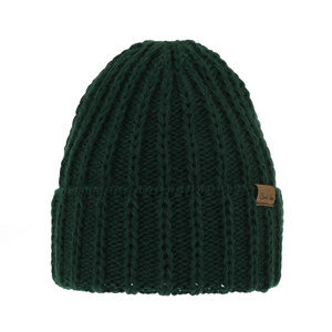 Woman's winter hat green Ceres