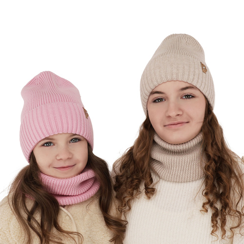 Girl's winter set: hat and tube scarf amaranth 100% extra finemerino wool Nelita