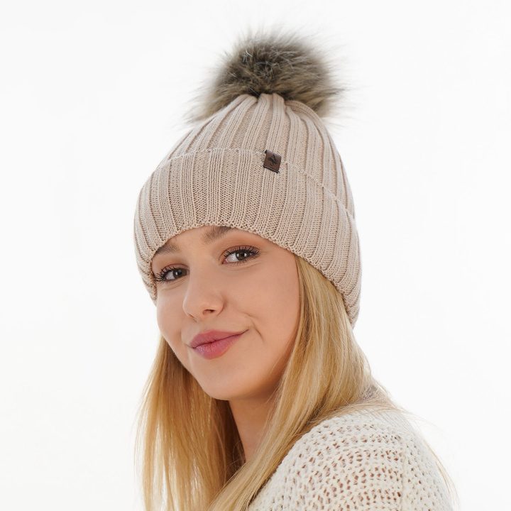 Woman's winter hat pink merino wool Texa