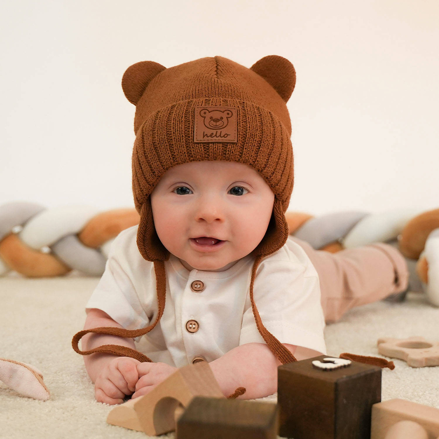 Boy's winter set: hat and scarf black Petit