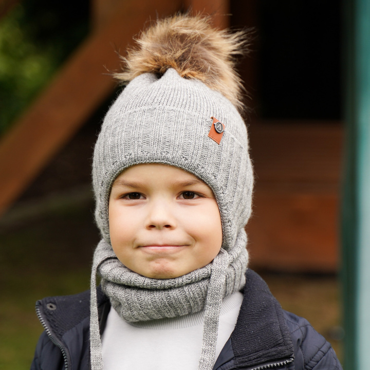 Boy's winter set: hat and tube scarf khaki Dominik with pompom
