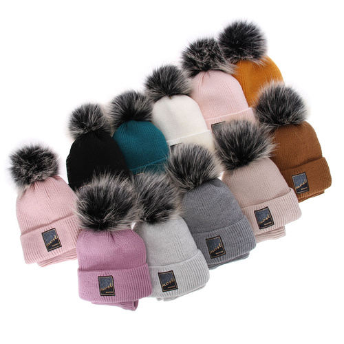 Girl's winter set: hat and tube scarf grey Sycylia with pompom
