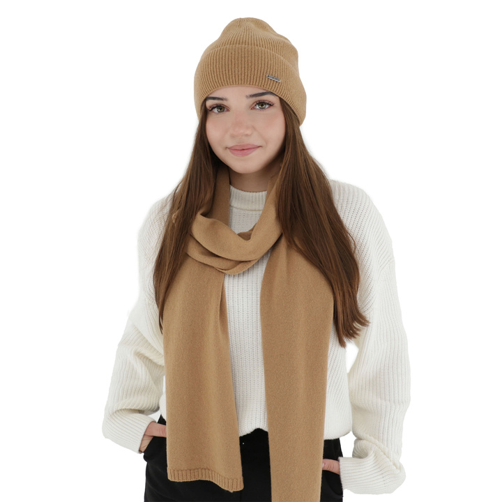 Woman's winter scarf, camel, merino wool with cashmere, Irenia
