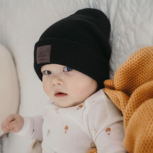 Children's winter hat honey Smerf