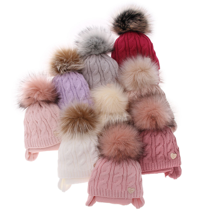 Girl's winter set: hat and scarf pink Morena with pompom