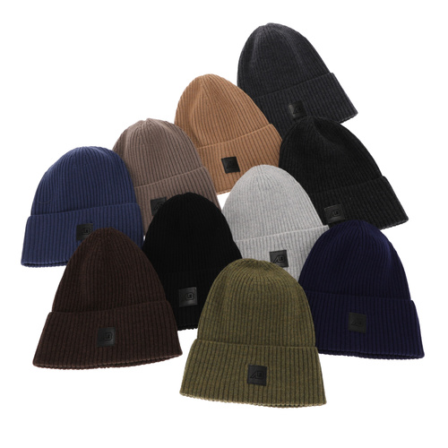 Men's spring and winter hat green 100% extra fine merino wool Matias
