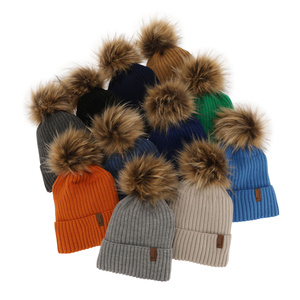 Boy's winter set: hat and tube scarf beige with pompom Onyks