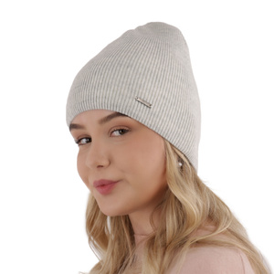 Woman's winter hat ecru Veneda